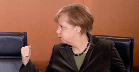 Ankara oddala się od UE. Merkel chce ograniczenia funduszy przedakcesyjnych