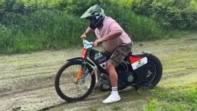 "Teraz będę szybszy". Nie startuje na żużlu. A teraz taka deklaracja