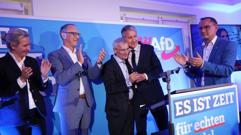 Liderzy partii AfD, zyskującej coraz większą popularność