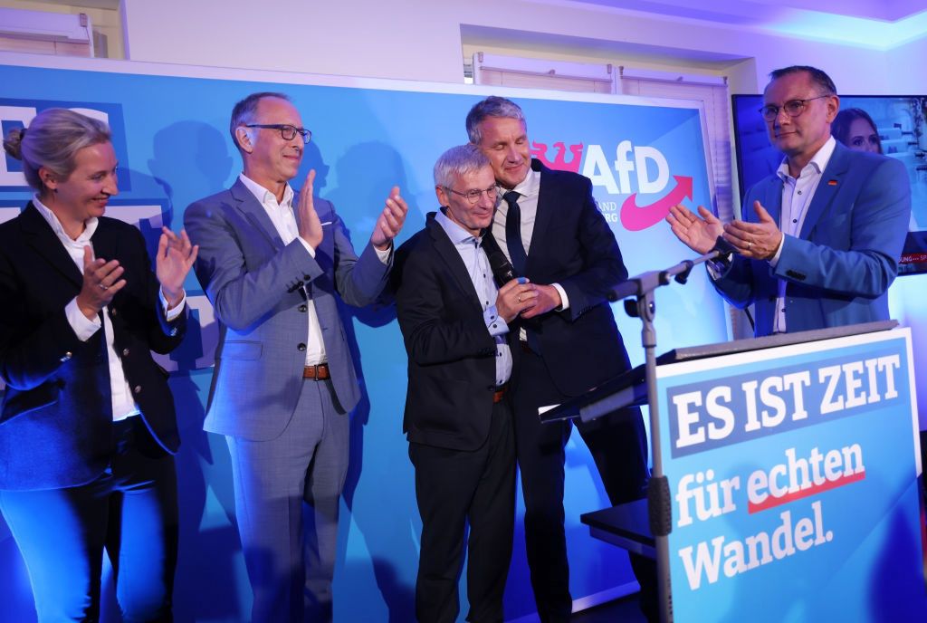 AfD fordert EU-Austritt und neue Wirtschaftsunion