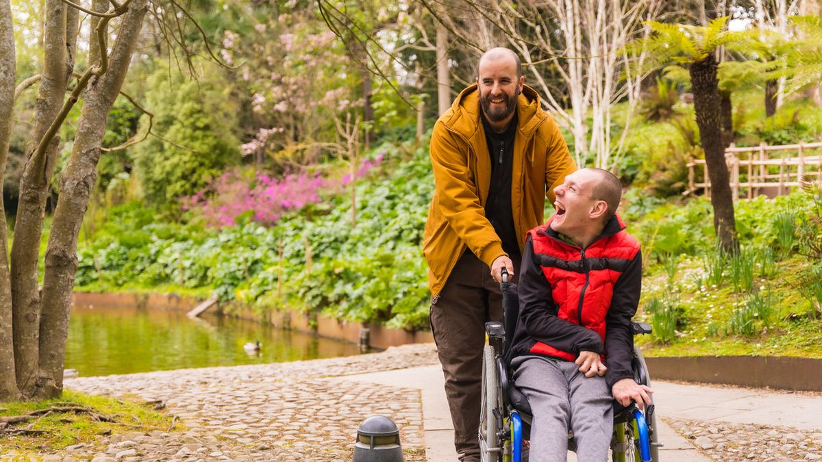 Niepełnosprawność sprzężona to co najmniej dwa współwystępujące rodzaje niepełnosprawności.