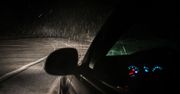 Bądź widoczny na drodze! Policja przypomina o zasadach używania świateł