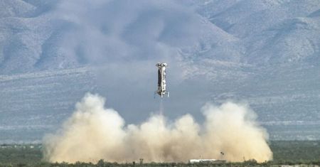 Blue Origin celowo niszczy swoja historyczną rakietę - transmisja