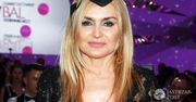 Tradycji stało się zadość. Monika Olejnik ponownie w fantazyjnym kapeluszu na Balu Dziennikarzy 2016
