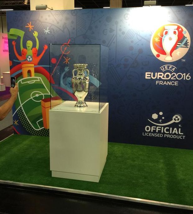 EA nie zrobi gry poświęconej UEFA EURO 2016. Licencję przejęło Konami - wydawca PES 2016