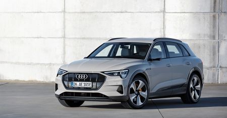 Premiera Audi e-tron. Ma ponadczterystukonny napęd i pokona dystans 400 km na jednym ładowaniu