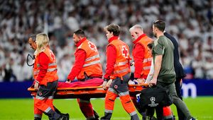 Piłkarz Realu zniesiony na noszach. Są nowe informacje ws. stanu zdrowia