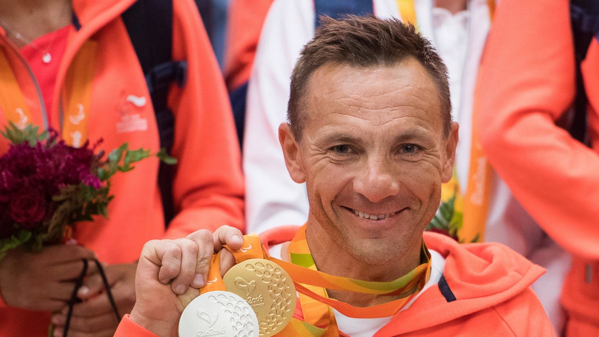 Zdjęcie okładkowe artykułu: Newspix / Marek Biczyk / Rafał Wilk z medalami olimpijskimi.