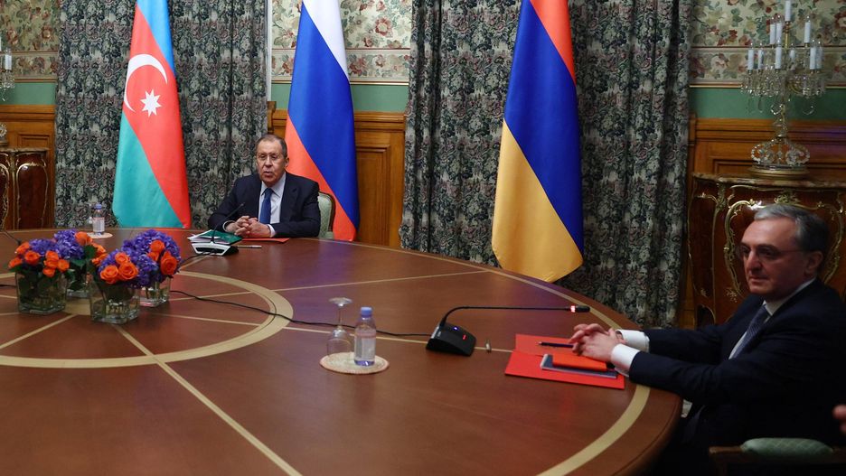 Armenia vs. Azerbejdżan. Jest zgoda stron na zawieszenie broni. Państwa na wymianę więźniów i ciał osób poległych w tym konflikcie