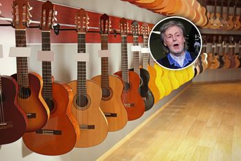 Znany producent jest na skraju upadku. Jego klientami byli Beatlesi