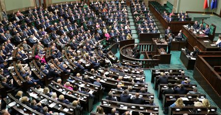 Zwrot w Sejmie. Posiedzenia mają być odwołane