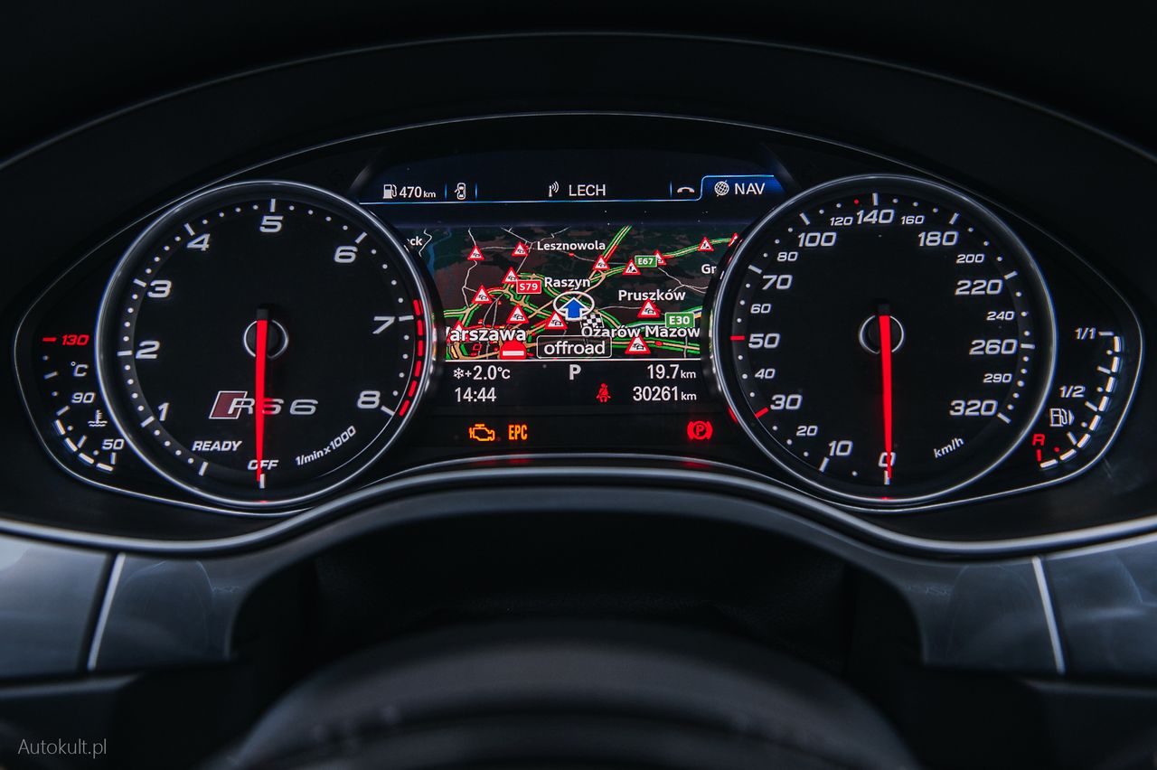 Zegary w Audi RS6