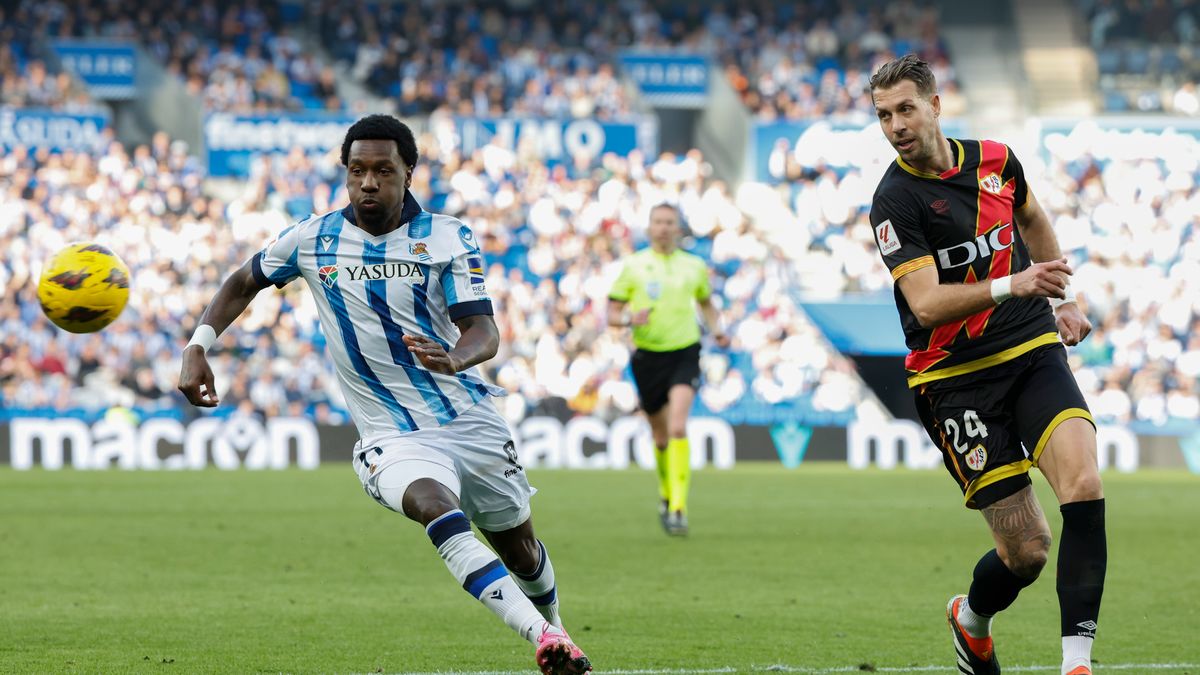 PAP/EPA / PAP/EPA/Javier Etxezarreta / W meczu Realu Sociedad z Rayo Vallecano gole nie padły