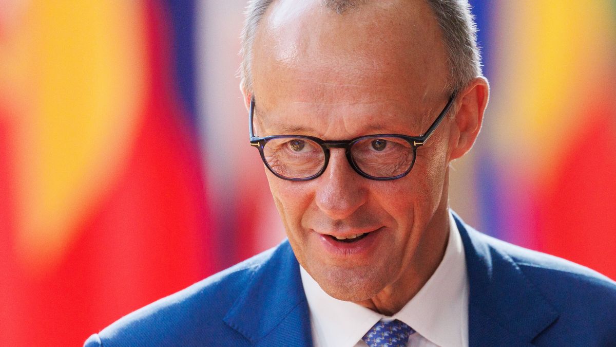 Germany's Chancellor Friedrich Merz speaks to the press during a European Council summit in Brussels, Belgium, 19 June 2026. EU heads of state and government are meeting to discuss the European Union's next long-term budget for 2028?2034, competitiveness, defence financing, migration, and the situation in the Middle East. EPA/OLIVIER MATTHYS Dostawca: PAP/EPA.