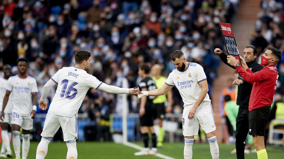 Getty Images / Na zdjęciu: Luka Jović i Karim Benzema