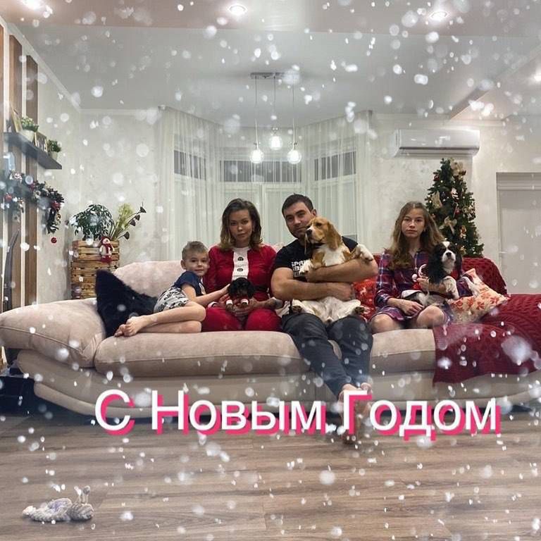 Siostra Iriny Shayk, Tatiana Patenkova z rodziną