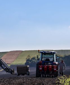 Pieniądze z ZUS i KRUS. Oto jak dostać podwójne świadczenie