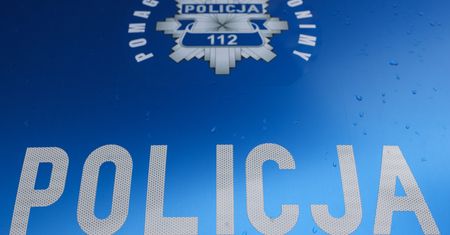 Policjanta potrąconego przez autobus czeka kosztowne leczenie. Trwa zbiórka