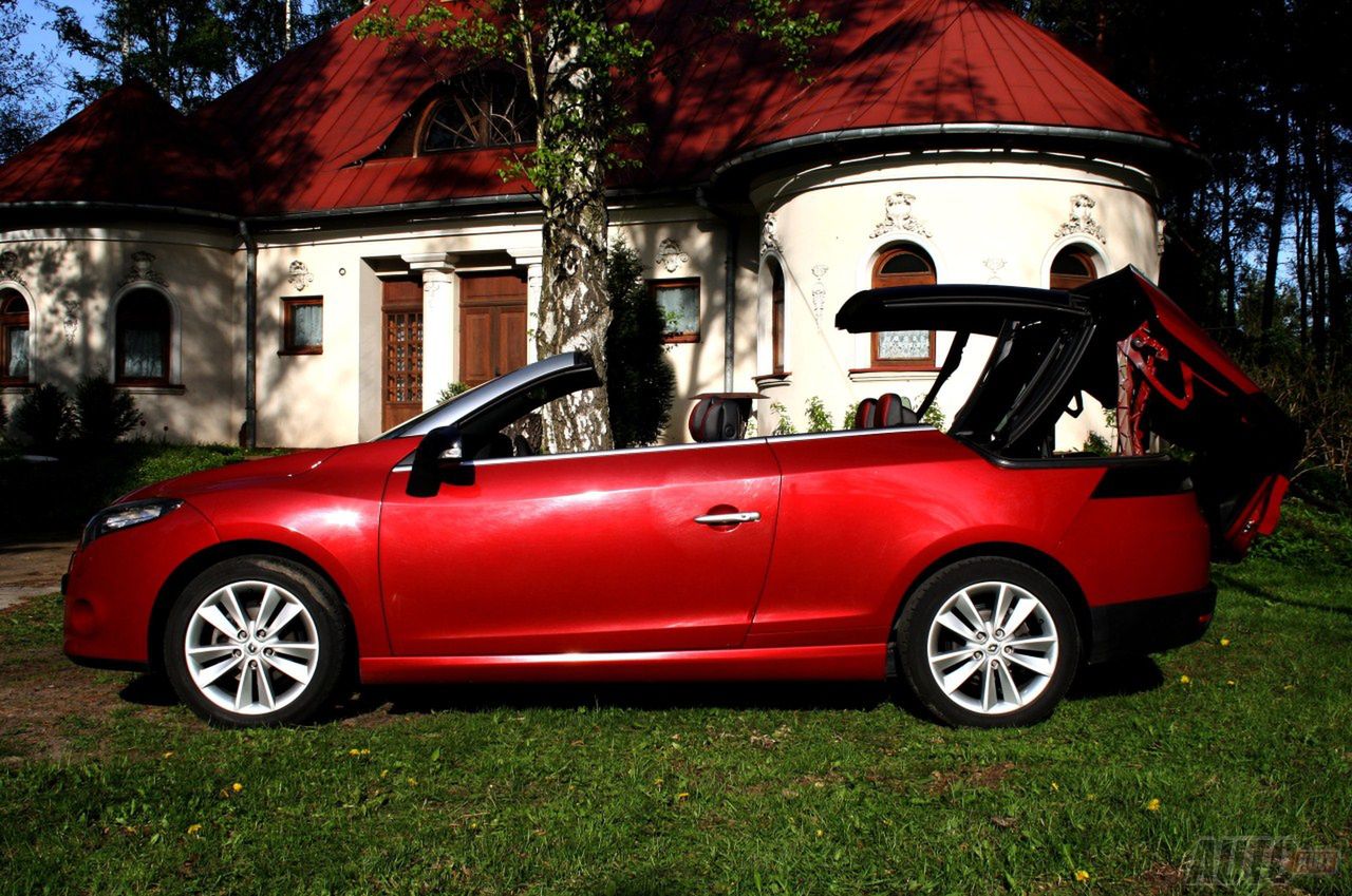 Renault Megane CC (2011)