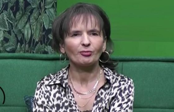 Lidia Lasota naczelną Radia Łódź. Współtworzyła „Ziarno”, występowała w „Motelu Polska”