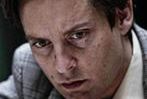 "Pawn Sacrifice": Tobey Maguire gra w szachy z Lievem Schreiberem