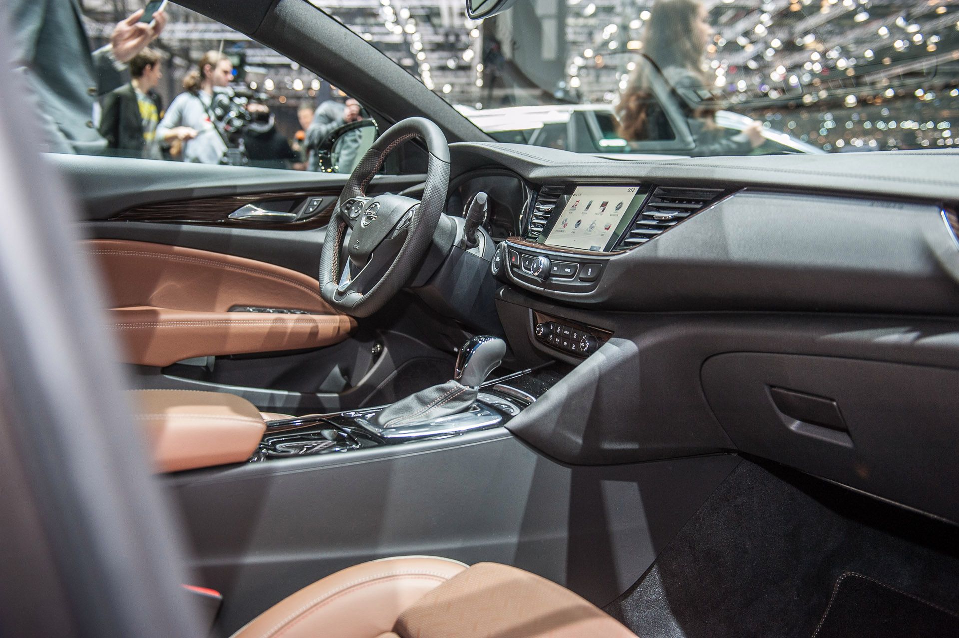 Opel Insignia Grand Sport / Sports Tourer - Genewa 2017 / fot. Konrad Skura 