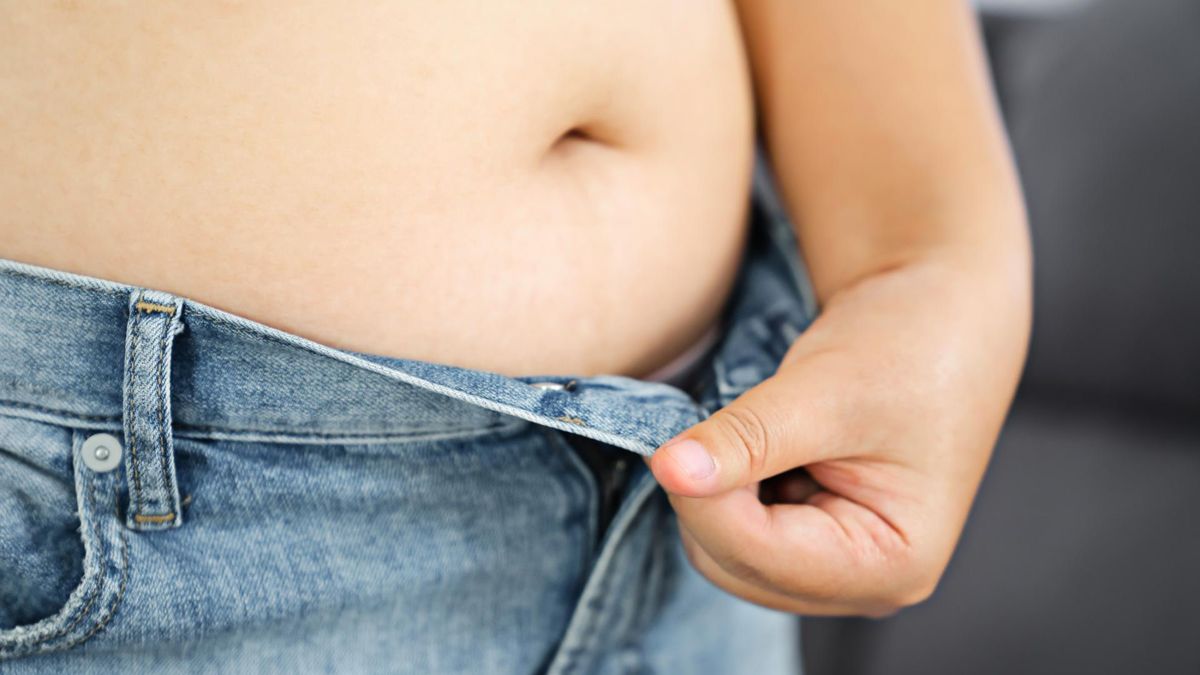 Za dużo słodyczy czy za dużo stresu? Jak wygląda brzuch stresowy i po czym go rozpoznać?