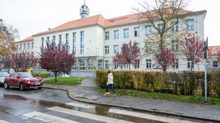 Bydgoszcz: Trwa kompleksowa termomodernizacja budynku Zespołu Szkół Chemicznych na Kapuściskach. Uczniowie mają lekcje w kilku lokalizacjach