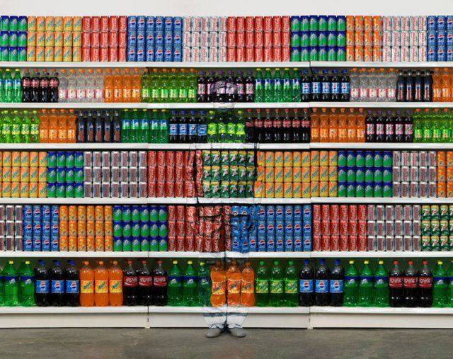 Liu Bolin - niewidzialny Chińczyk 49
