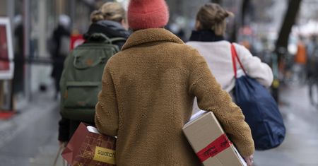 Ile na świąteczne prezenty? Polacy podają konkretne kwoty