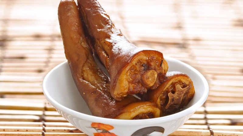 Ogon wieprzowy gotowany na wolnym ogniu