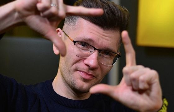 Znany dziennikarz filmowy nowym redaktorem naczelnym Filmwebu. Przedstawiono też jego zastępcę