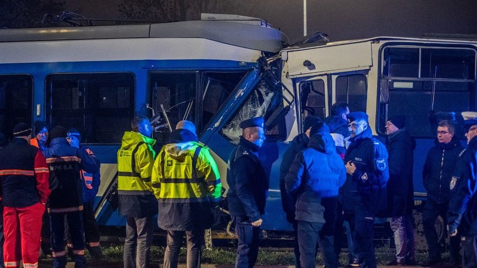 Tramwajem, który uderzył w przestarzały wagon &#34;akwarium&#34; był również wysłużony N8, który trafił do Krakowa z Norymbergii