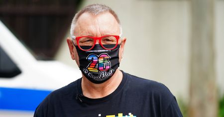 Koronawirus. Jacek Sasin uderzył w lekarzy. Jerzy Owsiak odpowiada
