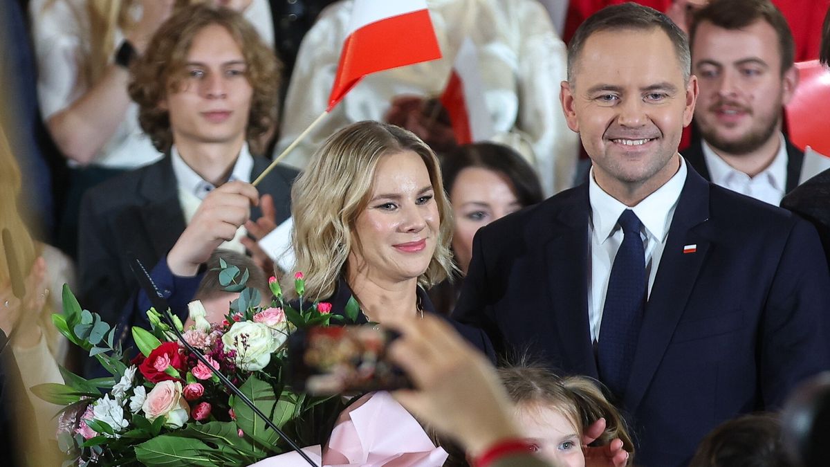 Karol Nawrocki, Marta Nawrocka, Antoni Nawrocki, Daniel Nawrocki�ukasz G�gulskikampania wyborcza, konwencja, PiS, polityk, polityka, prezydenckie, PTG, Soko�a, wybory, kandydata na prezydenta rp, konwencja konwencji pis, og�oszenie og�oszenia, przedstawienie przedstawienia, w krakowie, dzieci, rodzina, syn, synowie, �ona