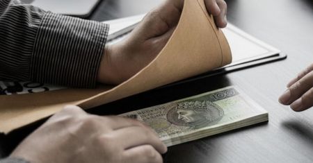 Łapówka za decyzję budowlaną w Poznaniu. CBA zatrzymało przedstawicieli spółki