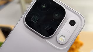 W tej wyspie upchnęli 600 Mpix. OPPO Find X10 w naszych rękach