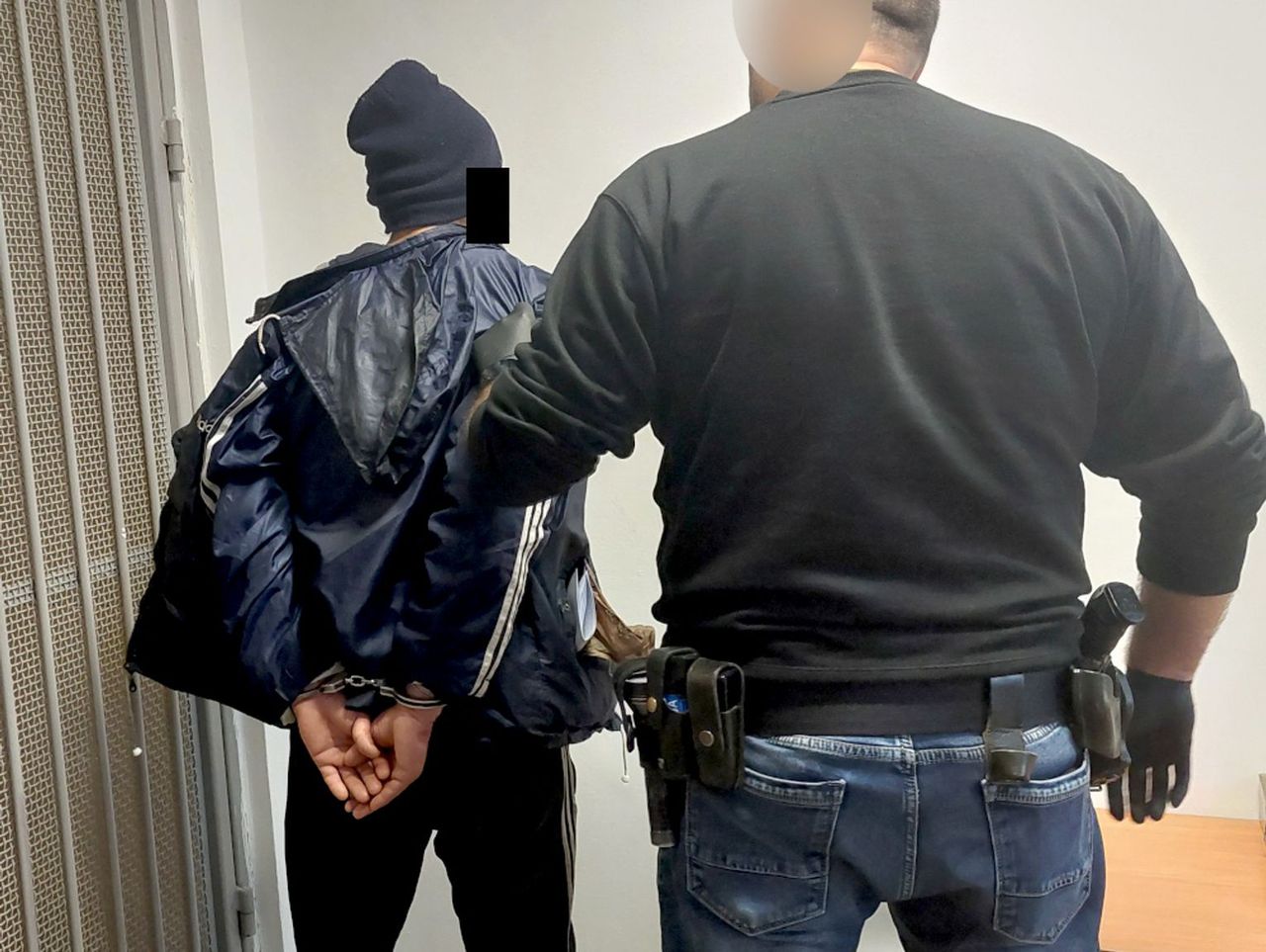 Grodzisk: Recydywista zatrzymany po włamaniu do kasy biletowej