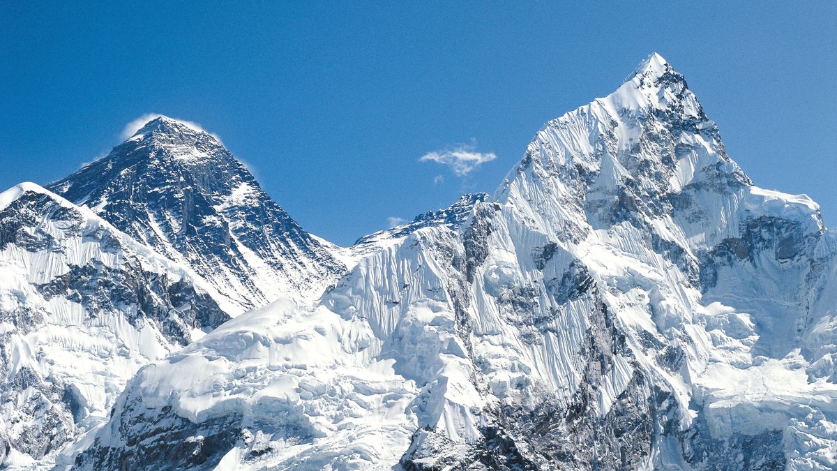 Mount Everest rośnie nie tylko dzięki procesom tektonicznym