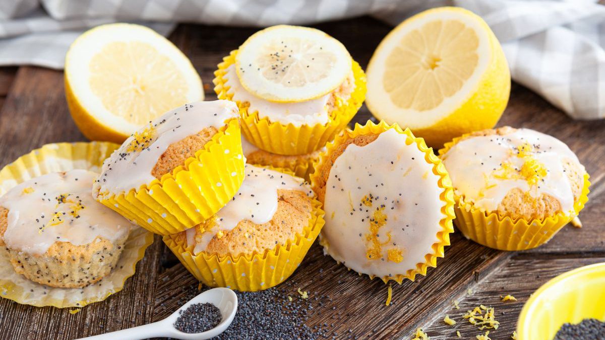 Piegowate babeczki to pyszny i lekki dodatek do herbaty zimowej