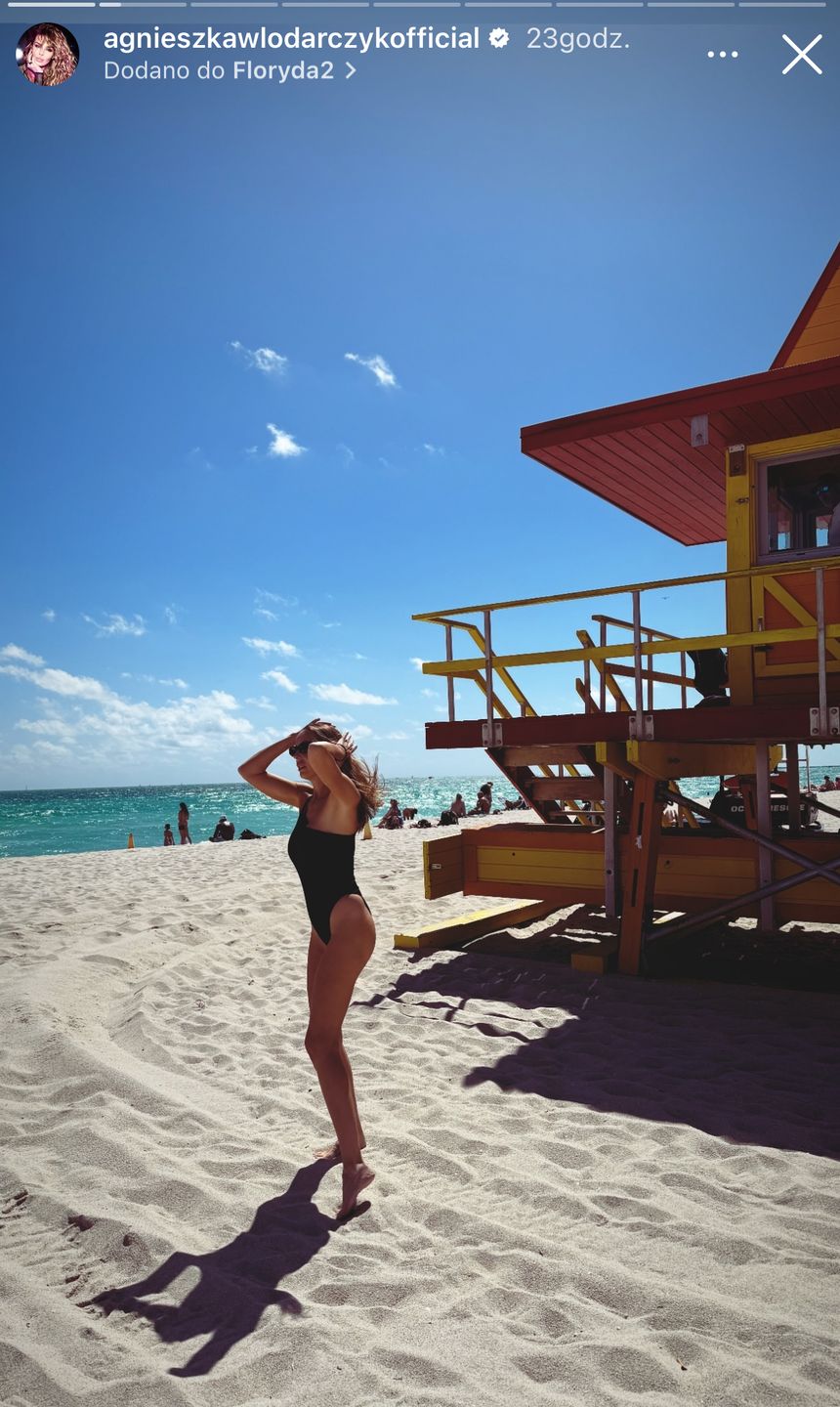 Agnieszka Włodarczyk na plaży