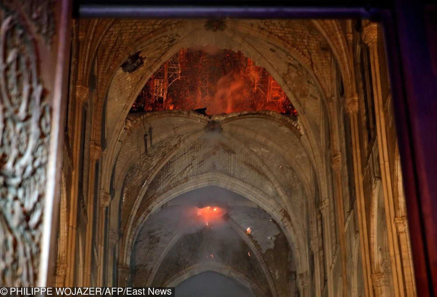 Pożar w katedrze Notre Dame - wnętrza