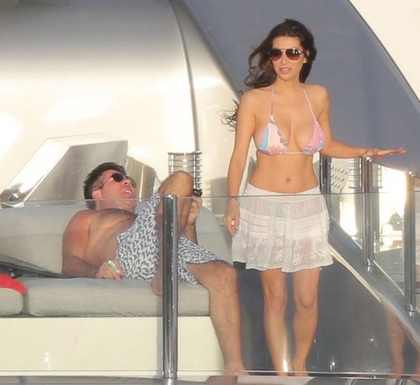 Simon Cowell będzie miał dziecko z żoną przyjaciela!