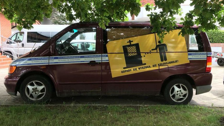 Jedyny taki tunning mercedesa - mobilny konfesjonał