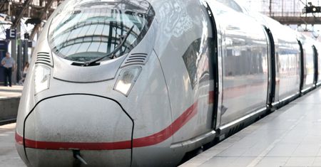 Umarł w pociągu. Przez 12 godzin nikt tego nie zauważył