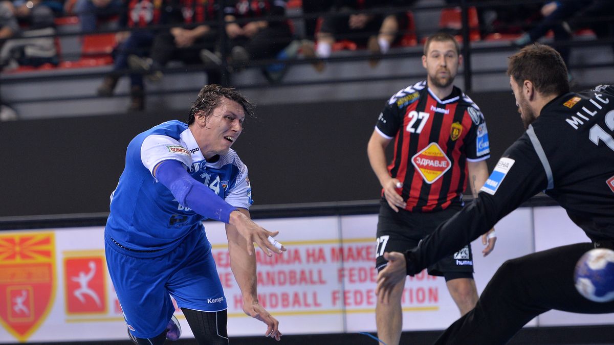 Materiały prasowe / SEHA GAZPROM LEAGUE / Nemanja Obradović w meczu Metalurga z Vardarem