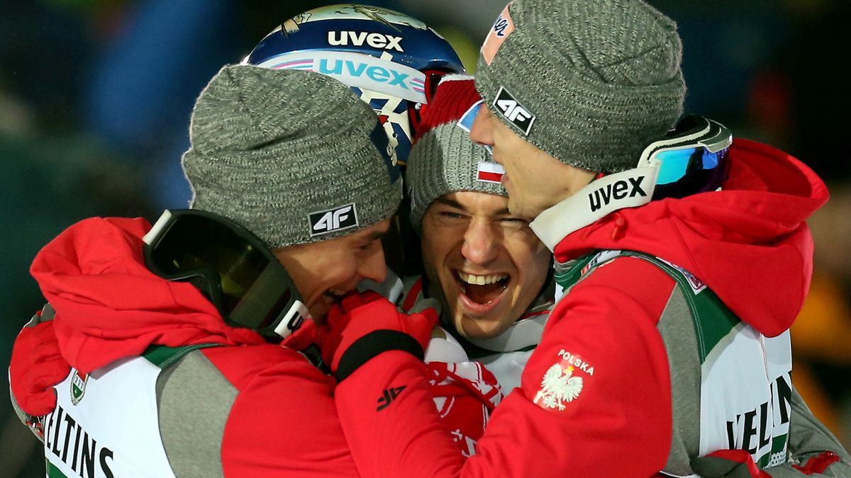 Zdjęcie okładkowe artykułu: WP SportoweFakty / Grzegorz Momot / Na zdjęciu: polscy skoczkowie