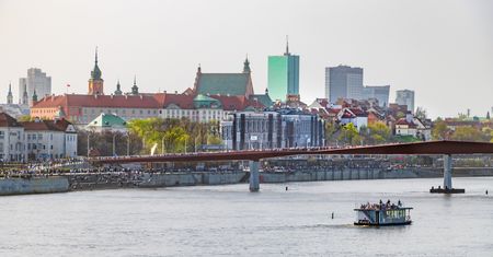 Pogoda w Warszawie. Prognoza na piątek 31 października. Bez opadów i z umiarkowanym zachmurzeniem