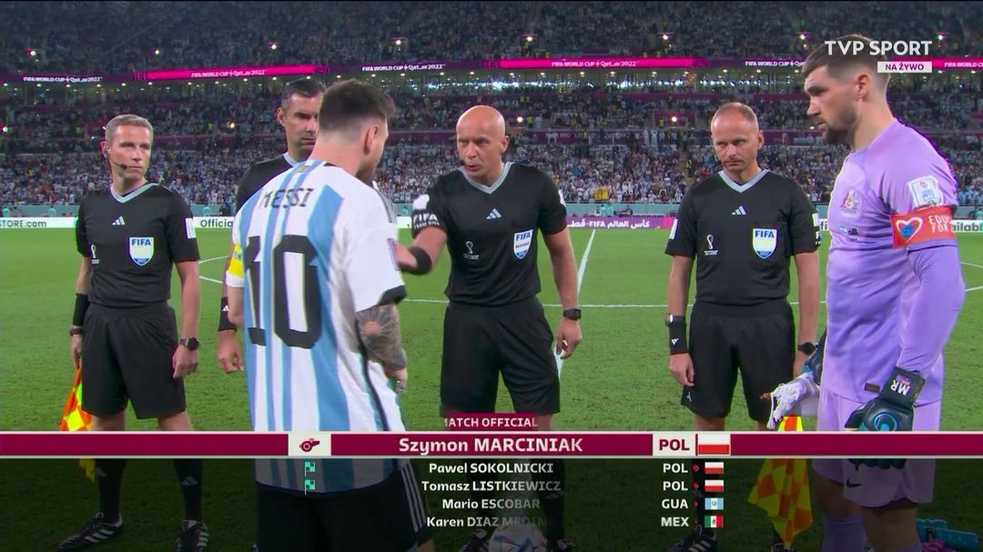 Szymon Marciniak i jego zespół - screen