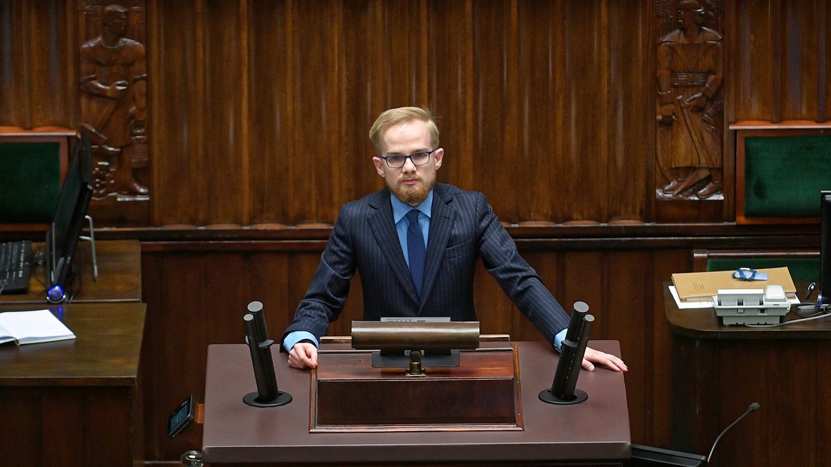 Na zdjęciu Piotr Patkowski w Sejmie